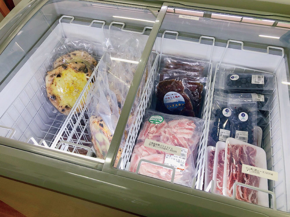 食料品が豊富に取り揃っている